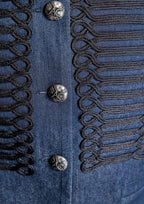 Chaqueta ALBA CONDE denim con detalle de alamares