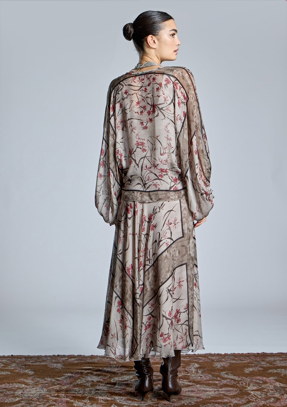 Falda ALBA CONDE estampado floral perla
