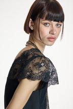 Top ALBA CONDE en raso negro con encaje