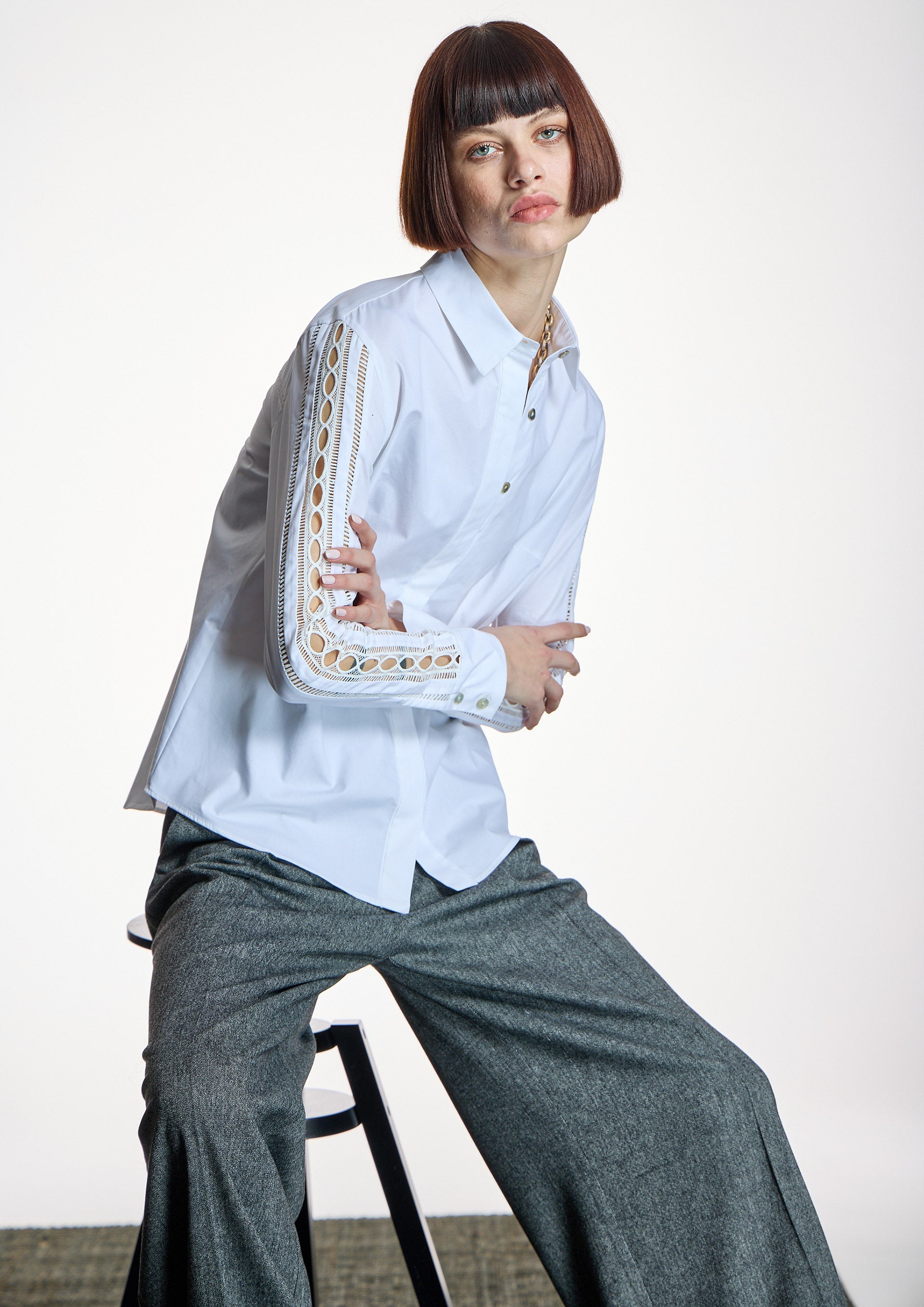 Camisa ALBA CONDE blanca calada