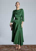 Vestido ALBA CONDE verde satinado