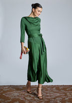 Vestido ALBA CONDE verde satinado