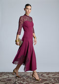 Vestido ALBA CONDE burdeos con puntilla floral