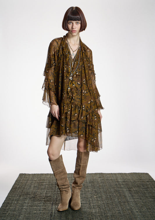 Vestido ALBA CONDE corto de volantes