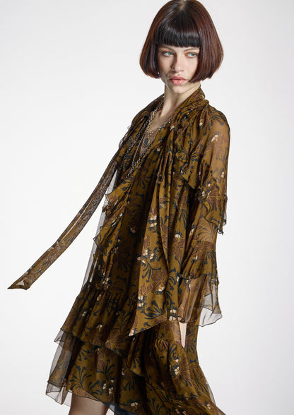 Vestido ALBA CONDE corto de volantes