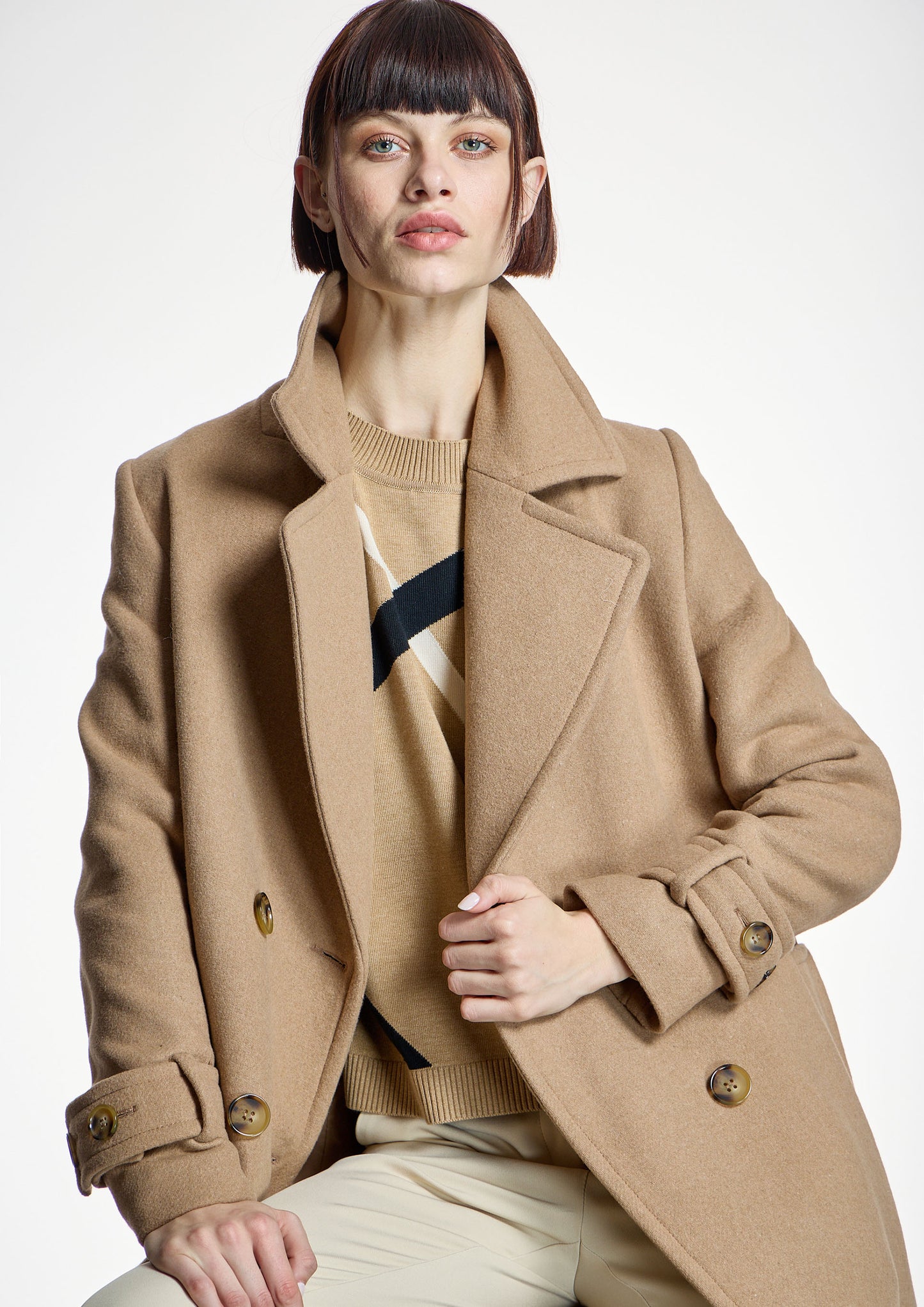 Abrigo ALBA CONDE color camel