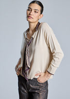 Jersey ALBA CONDE beige con pañuelo estampado