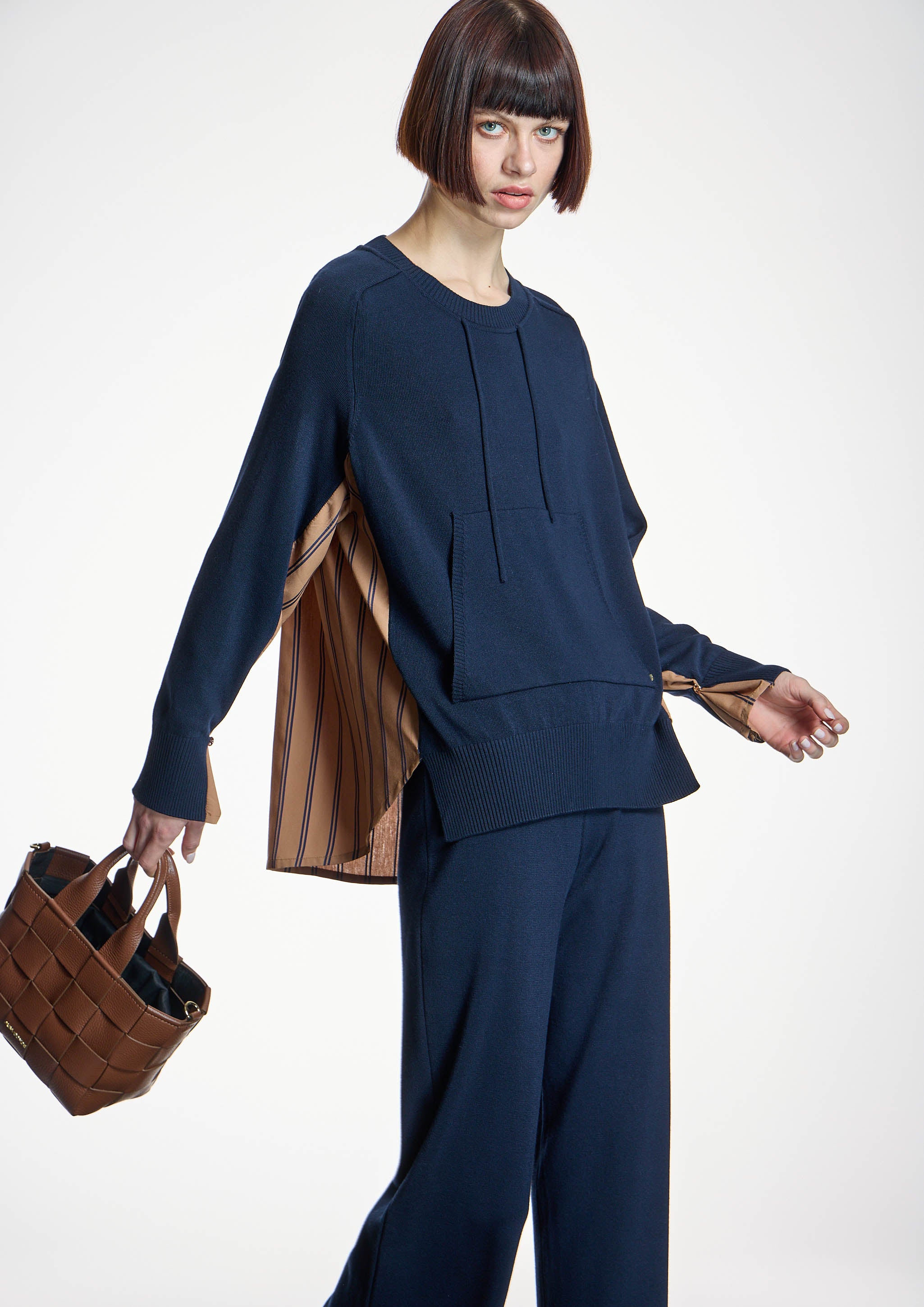 Pantalón ALBA CONDE punto azul marino