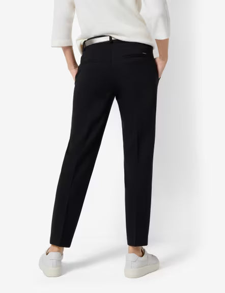 Pantalón BRAX FEEL GOOD corte chino negro