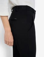 Pantalón BRAX FEEL GOOD corte chino negro