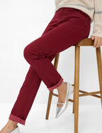 Pantalón BRAX FEEL GOOD rubí efecto desgastado