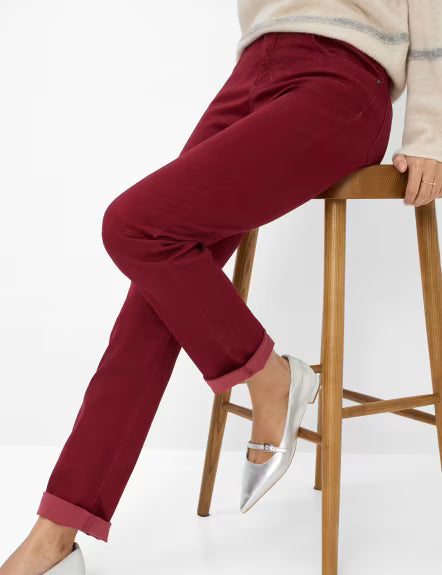 Pantalón BRAX FEEL GOOD rubí efecto desgastado