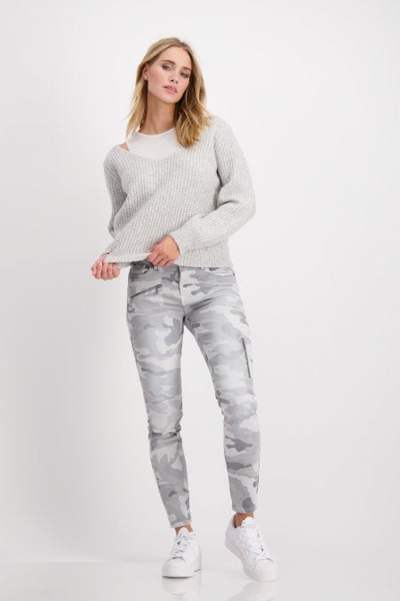 Jersey MONARI esponjoso cuello pico