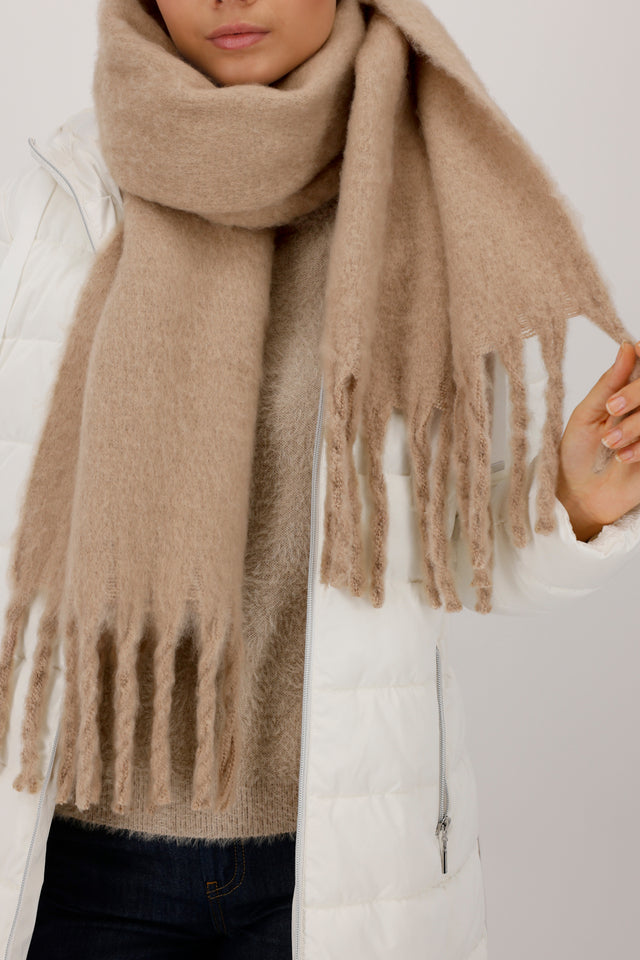 Bufanda MONARI color trufa esponjosa