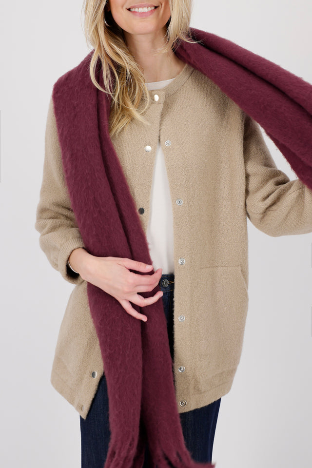 Bufanda MONARI color burdeos esponjosa