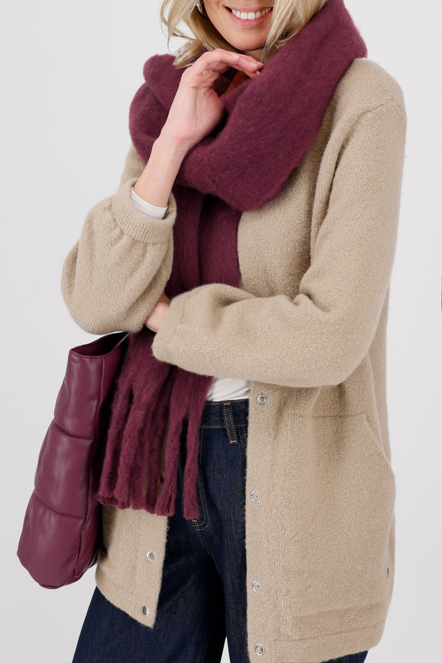 Bufanda MONARI color burdeos esponjosa