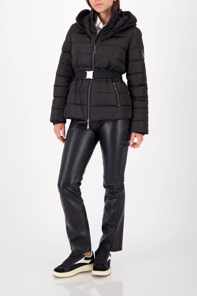 Chaqueta MONARI negra acolchada con cinturón