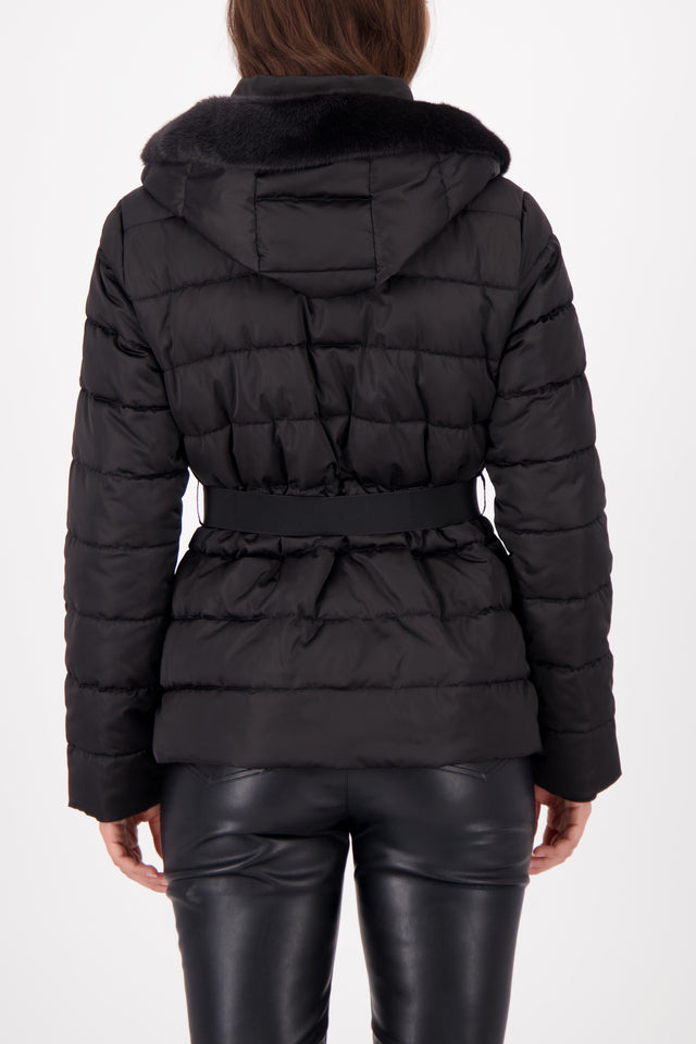 Chaqueta MONARI negra acolchada con cinturón