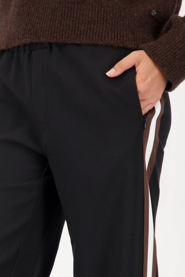 Pantalón MONARI recto con rayas en el lateral