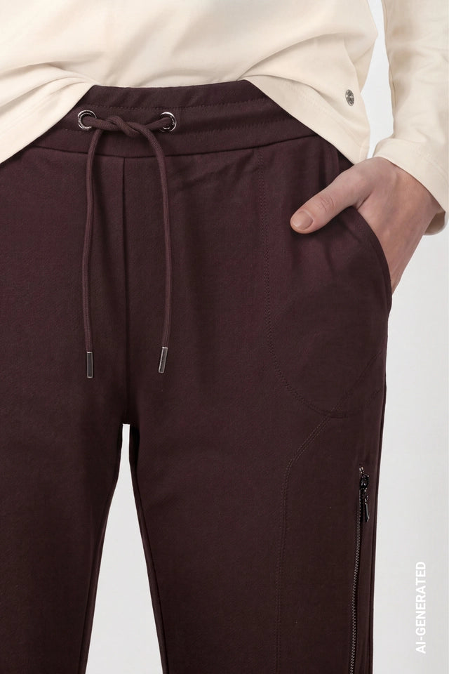 Pantalón MONARI joggers marrón chocolate
