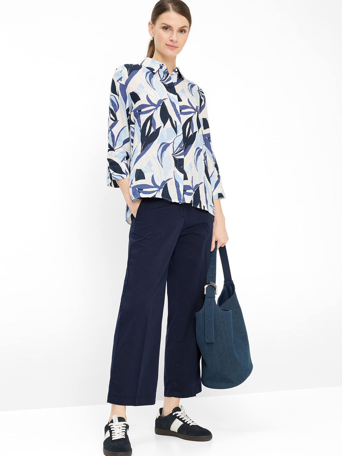 Blusa BRAX FEEL GOOD lino estampado floral en azules