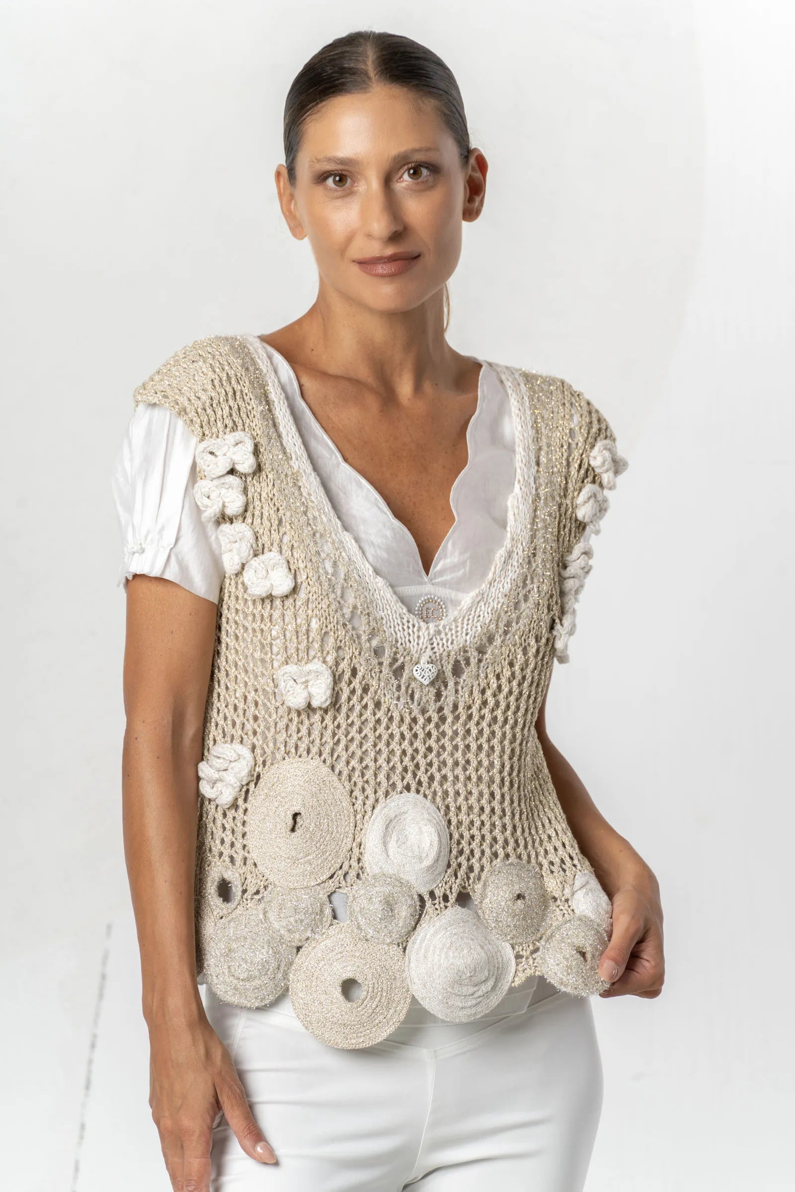 Top ELISA CAVALETTI de lúrex dorado en ganchillo