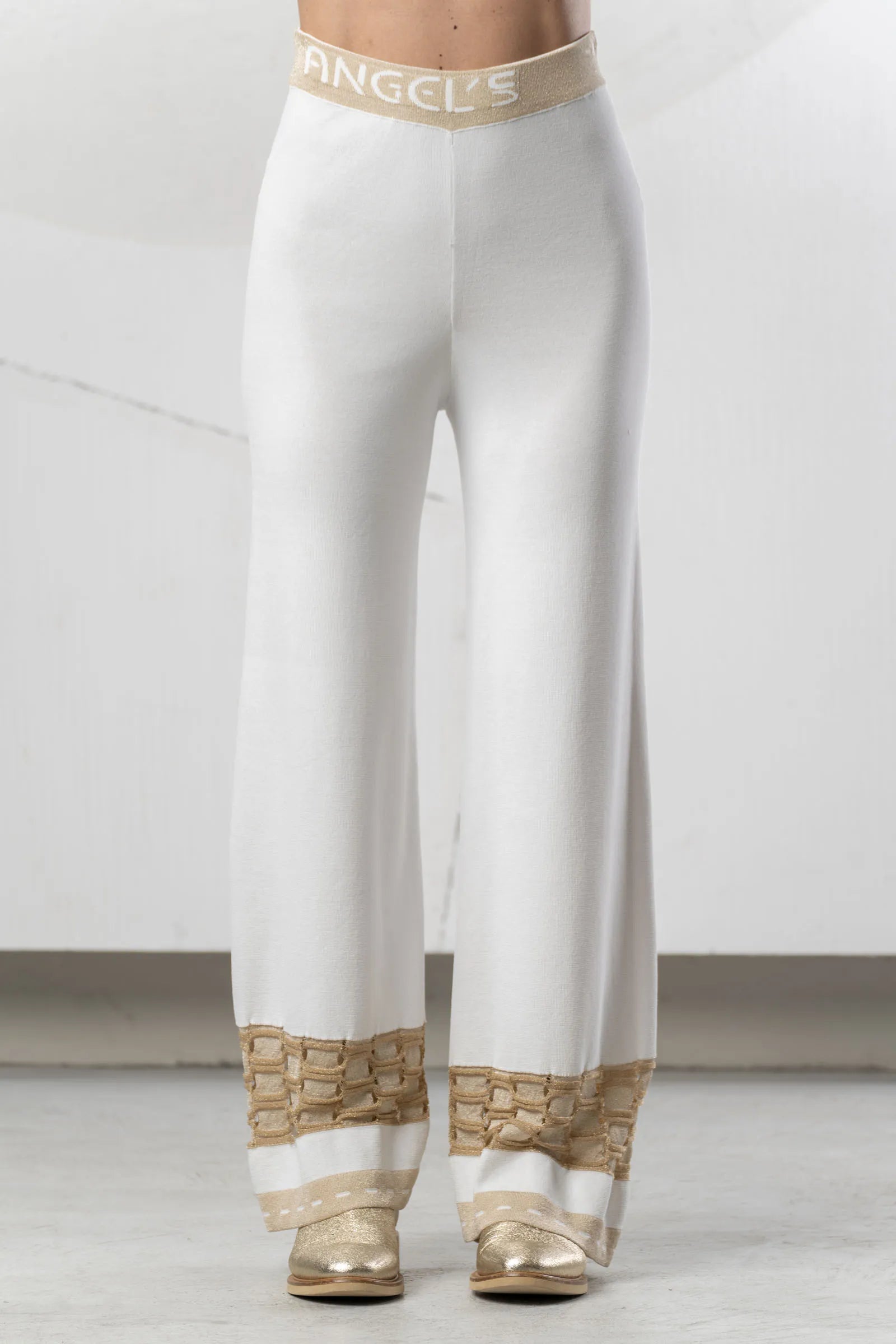 Pantalón ELISA CAVALETTI de punto jacquard blanco y dorado