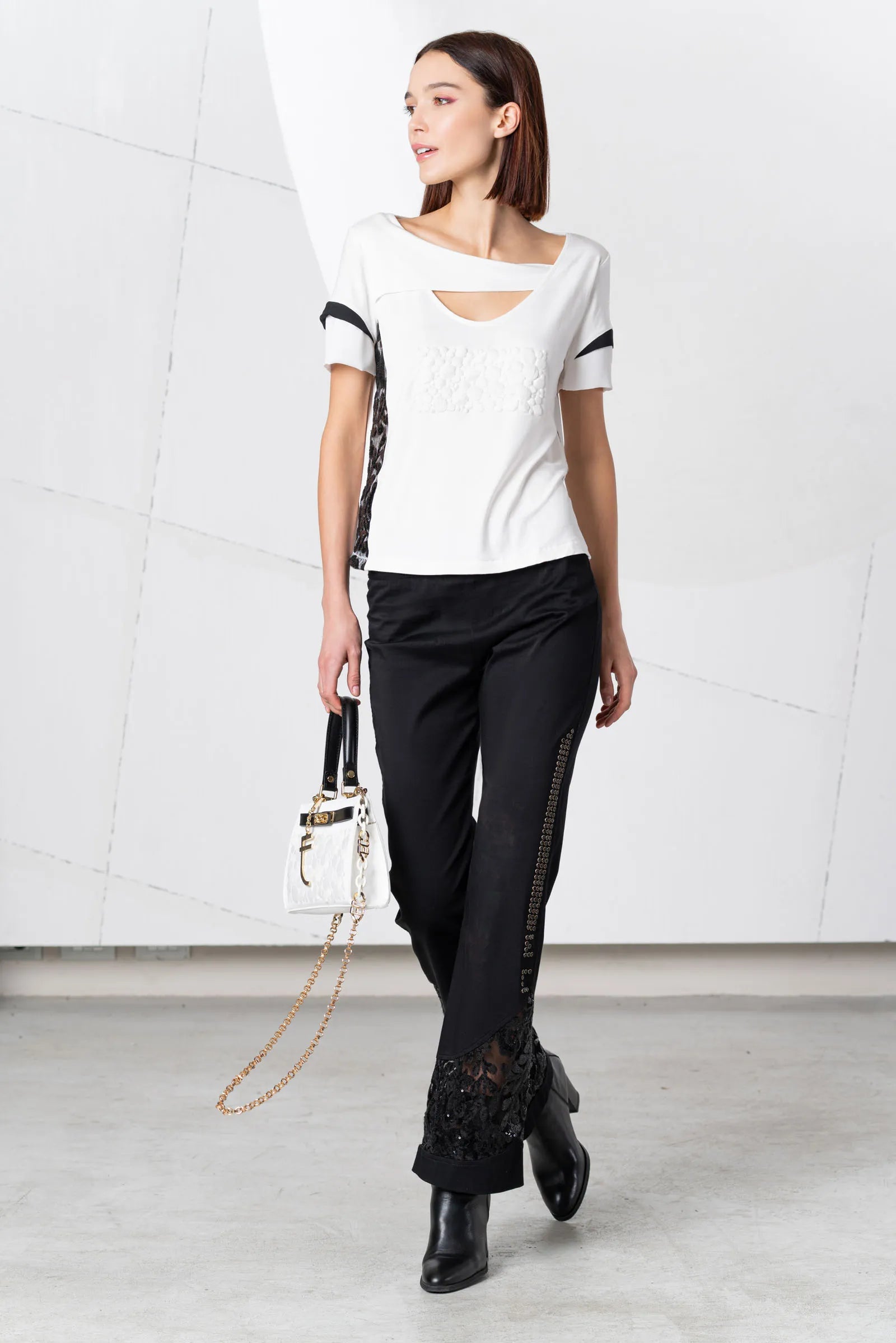 Pantalón ELISA CAVALETTI con lentejuelas y perlas