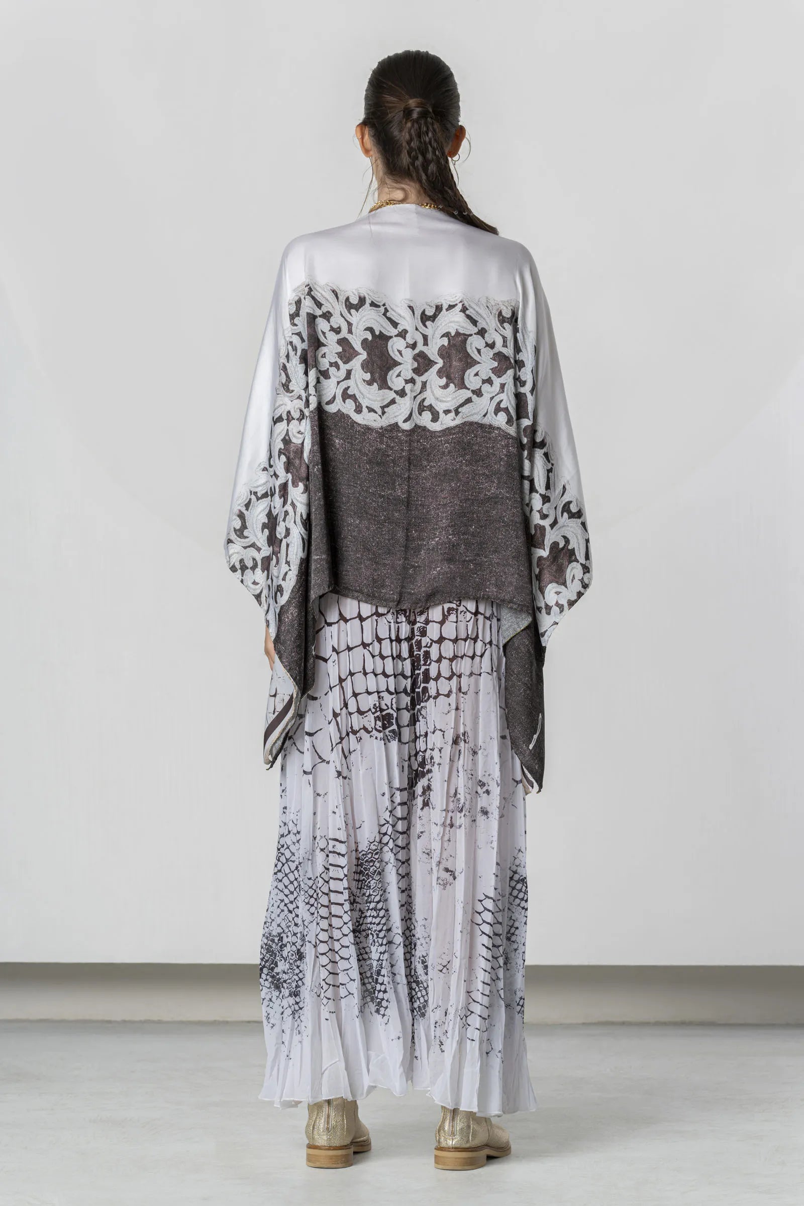 Caftán ELISA CAVALETTI estampado maxi blanco y marrón