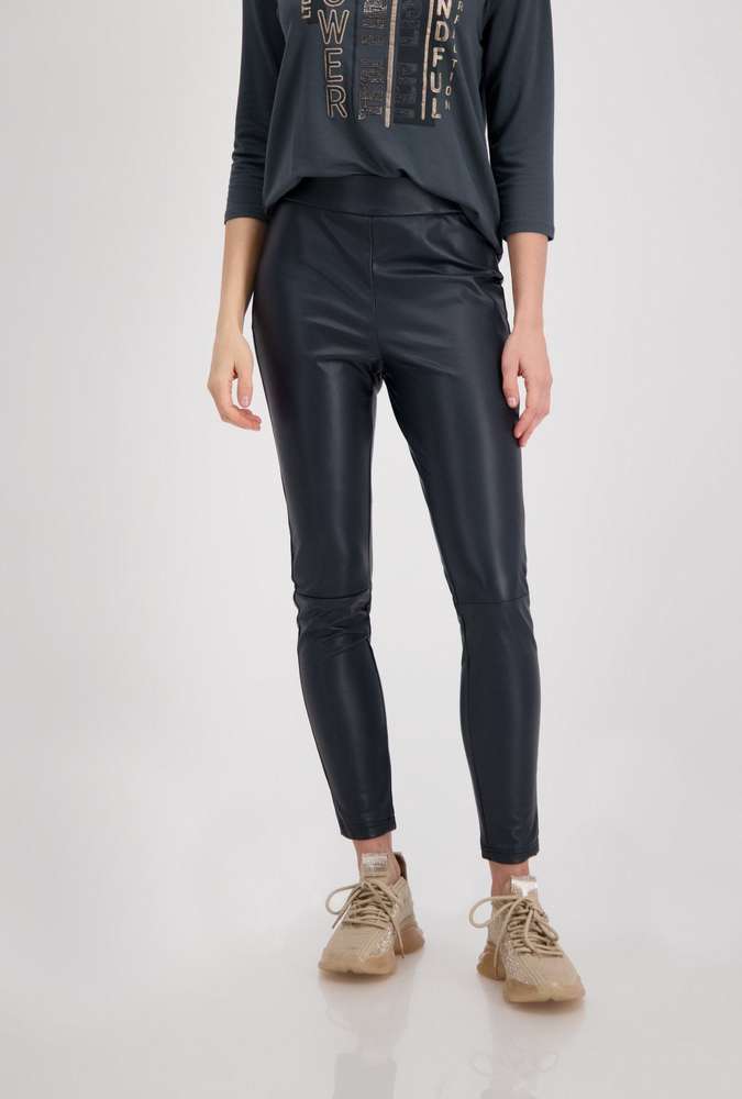 Pantalón MONARI leggin de piel sintética
