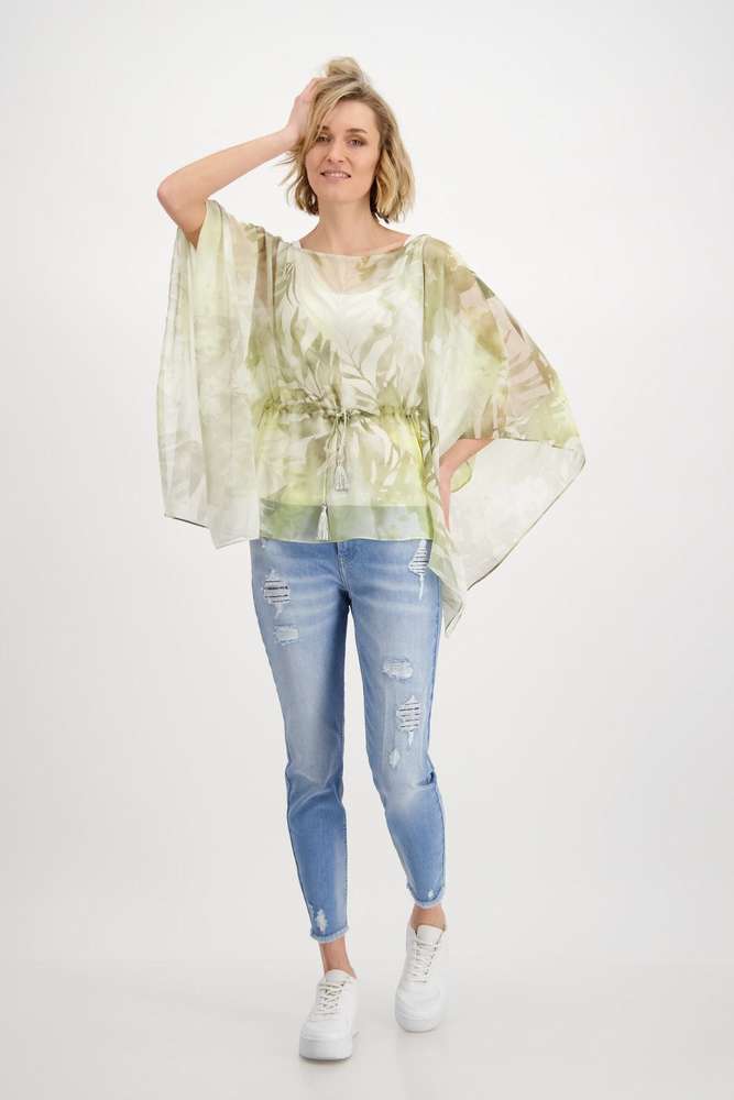 Blusa semitransparente con estampado Monari