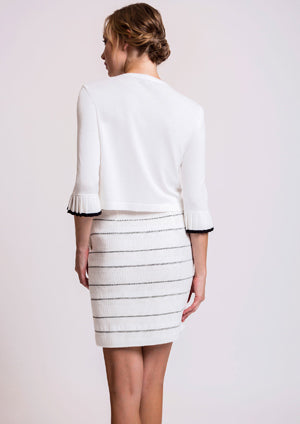 Flared skirt with side pockets